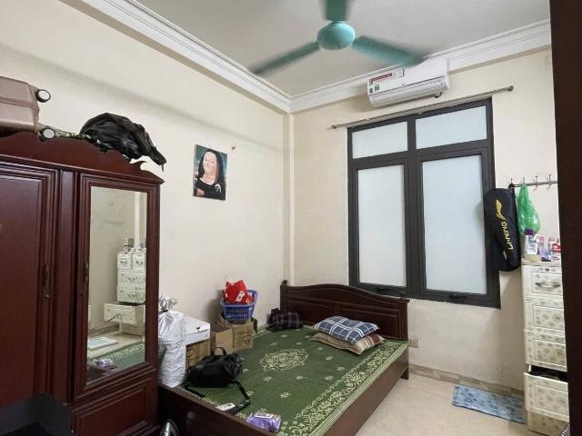 Bán nhà Nguyễn Đình Chiểu, 50m2, 4 tầng, mặt tiền gần 4m, 27.4 tỉ, ngõ ô tô, kinh doanh