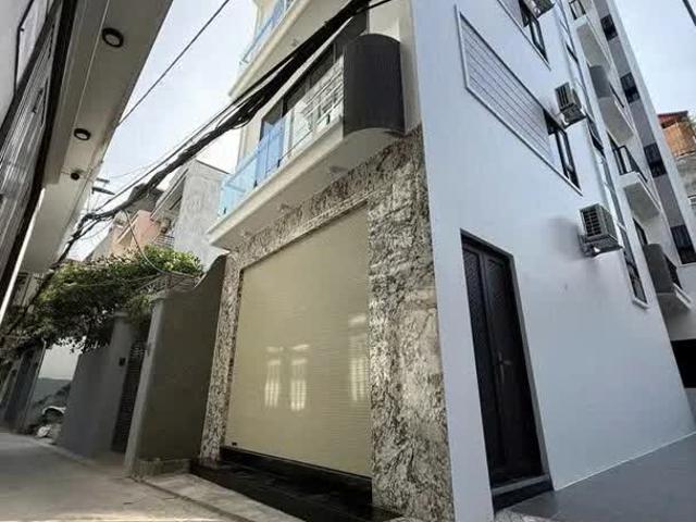 Bán Nhà Nguyễn Khang Gần Chợ Cầu Giấy 35m 5 Tầng 6.8 tỷ
