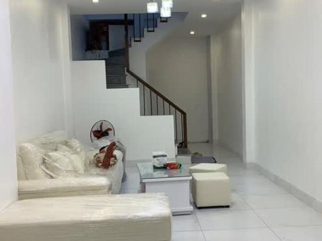 Bán nhà Nguyễn Sơn 40m x 4T, ngõ thông, nở hậu, gần oto chỉ 7 tỷ 8 còn TL. LH 0936123
