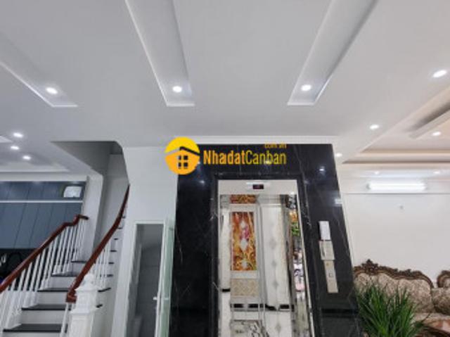 Bán nhà nguyễn sơn nhà mới mt khủng gara 7 chỗ thang máy
