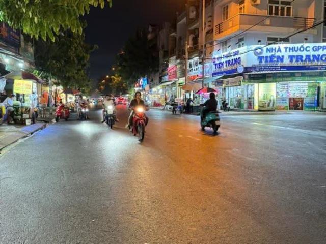 Bán nhà Nguyễn Sỹ Sách, Phường 15, Tân Bình, 68m2 4 x 17 x 2 tầng, Chỉ 4.56 tỷ TL