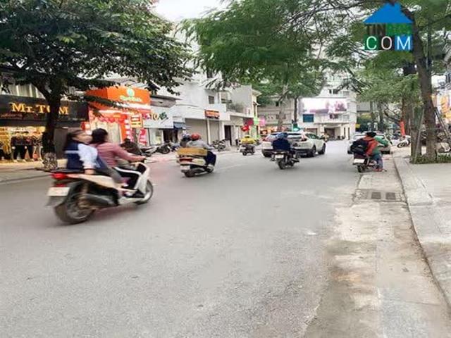 Bán nhà nhỉnh 5Tỷ mặt phố vỉa hè Thuỵ Khuê 4tầng MT 4m gần Hồ Tây 3