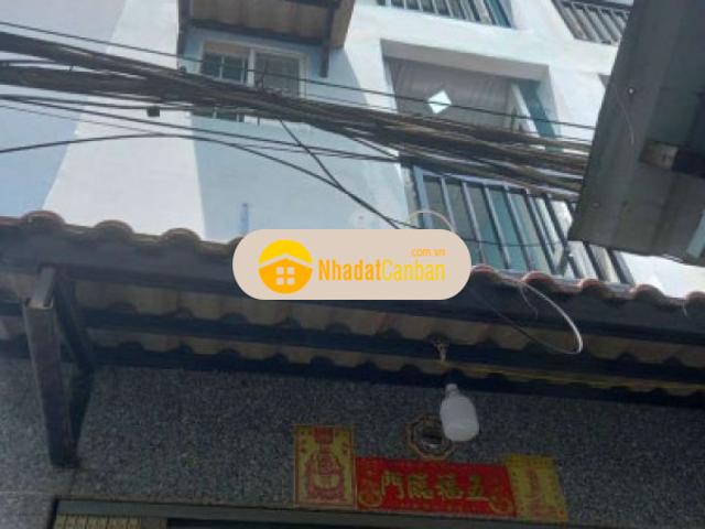 Bán nhà nhỏ nhà 2 lầu p 15q8