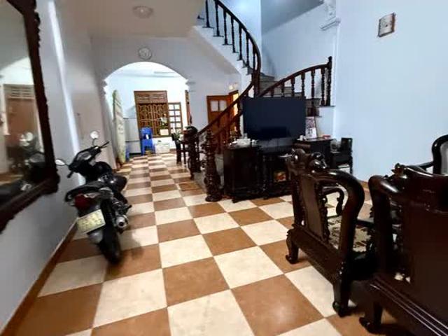 Bán nhà Định Công, Hoàng Mai, 78m2, 4 tầng, MT 5m, 13.5 tỷ