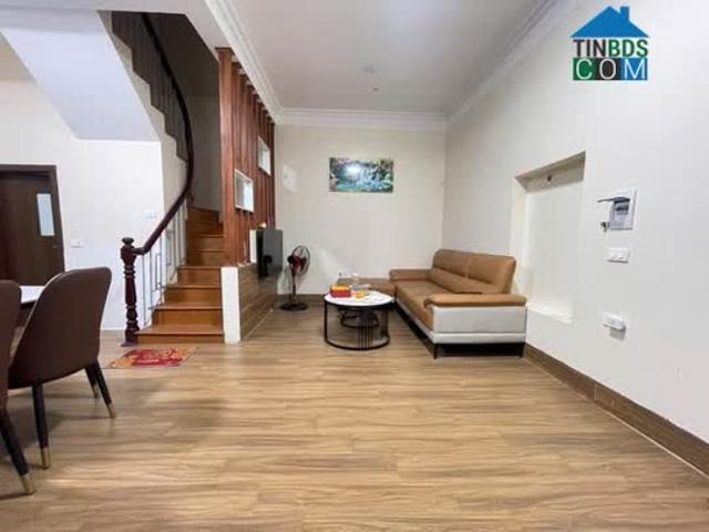 Bán Nhà Định Công Thượng 30m2 4T 5m MT 6.95 tỷ hoàng mai ngõ thông thoáng_ vị trí đẹp ô tô đỗ cửa