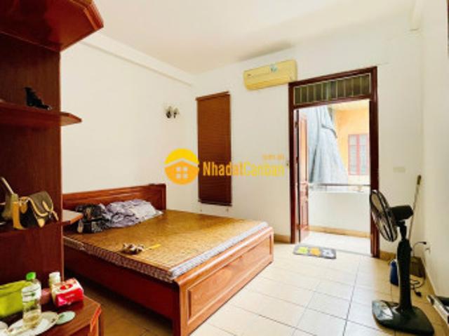 Bán nhà định công thanh xuân, rất gần phố, khu phân lô đẹp, đường ô tô thông, kinh doanh