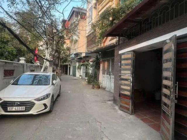 Bán nhà ô tô tránh, Bùi Xường Trạch, vuông vắn không lỗi PT, vị trí cực hiếm Hoàng Mai, 54,5m2, 7tỷ