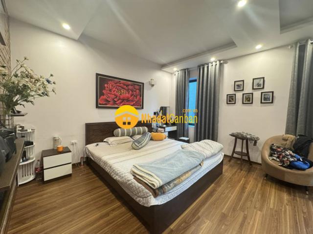 Bán nhà đông tác 50m2, 7 tầng thang máy, oto tránh, vỉa hè 15.5 tỷ