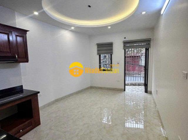 Bán nhà đông ngạc cạnh đh y tế công lô góc. Ô tô tránh vào nhà. 35m 5 tầng 8.4 tỷ