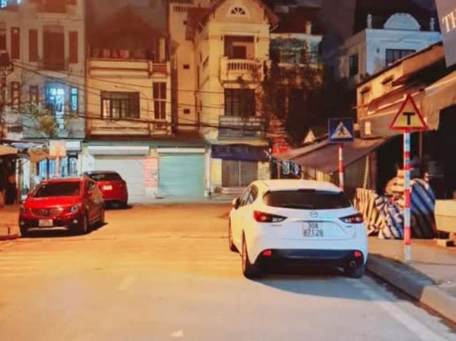 Bán nhà ái mộ 24 tỷ 70m có vỉa hè, ô tô đỗ, long biên hà nội