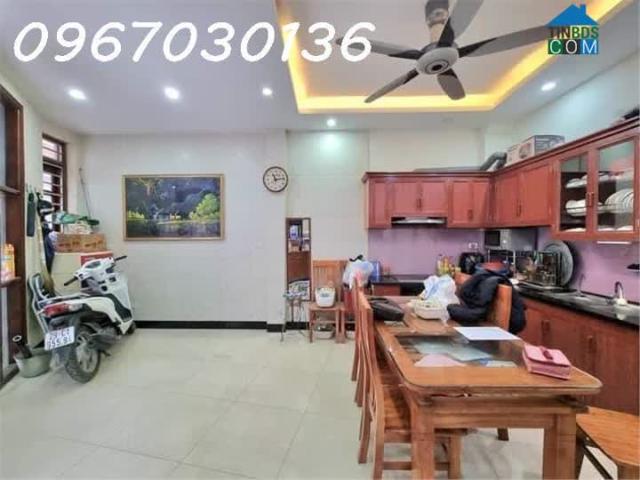 Bán nhà Bùi Xương Trạch – Khương Đình – Thanh Xuân 35m x 5T Lô góc Giá 5.05 tỷ. LH: 0967030
