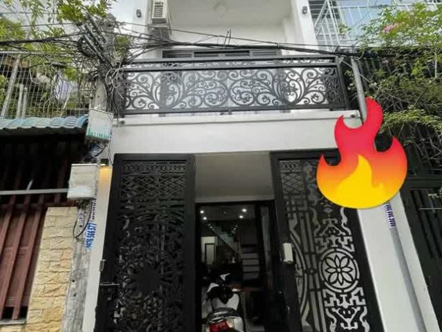 Bán nhà Bùi Dương Lịch, Bình Hưng Hòa B, Bình Tân, DT 36m2 x 3 tầng 3 x 12, Gía chỉ nhỉnh 3 tỷ