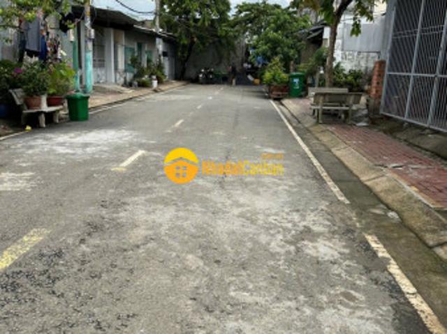 Bán nhà bà điểm và 4 phòng trọ, gần mt nguyễn thị sóc, kt 5,5x30m. Giá 5 tỷ