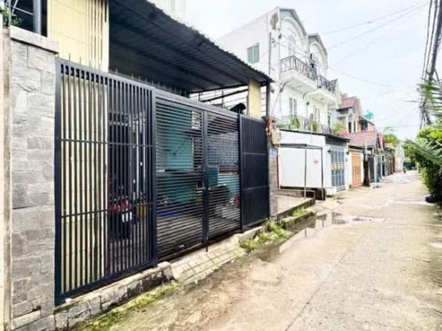Bán nhà Bè 100m², hẻm xe hơi, Nguyễn Bình, giá 5.6 tỷ