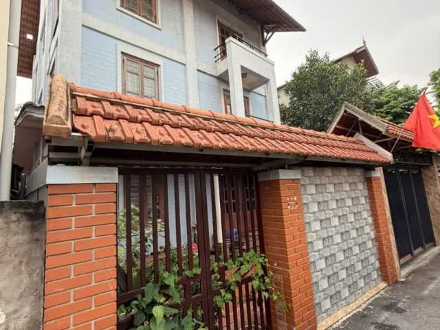 Bán Nhà Biệt Thự 3 Tầng Đường Đa Tốn Gia Lâm 298M2 MT 13.5m Nhỉnh 15 Tỷ
