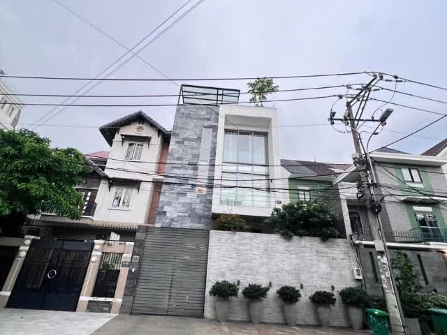 Bán nhà biệt thự khu 216 đường Nguyễn Văn Hưởng, P. Thảo Điền, Quận 2