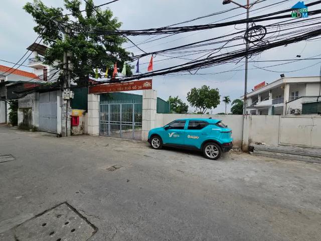 Bán nhà C4 Ngọc Thuỵ 35m lô góc oto qua nhà chỉ 4 tỷ hơn xíu. LH 0936123