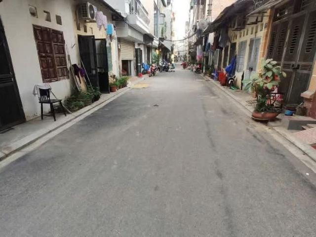 Bán nhà c4 khu phân lô Phúc Đồng 35m oto tránh giá nhỉnh 7 tỷ còn tl. LH 0936123