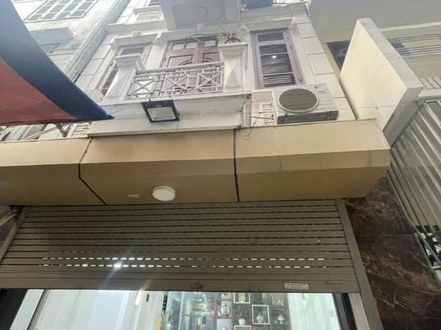 Bán nhà cực đẹp 62m Thang Máy ngõ 99 Quan Nhân sát phố, Thanh Xuân