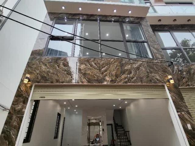 Bán nhà Cổ Linh vỉa hè ô tô tránh kinh doanh 7 tầng thang máy 82m mặt tiền 5.4m giá 15 tỷ 5