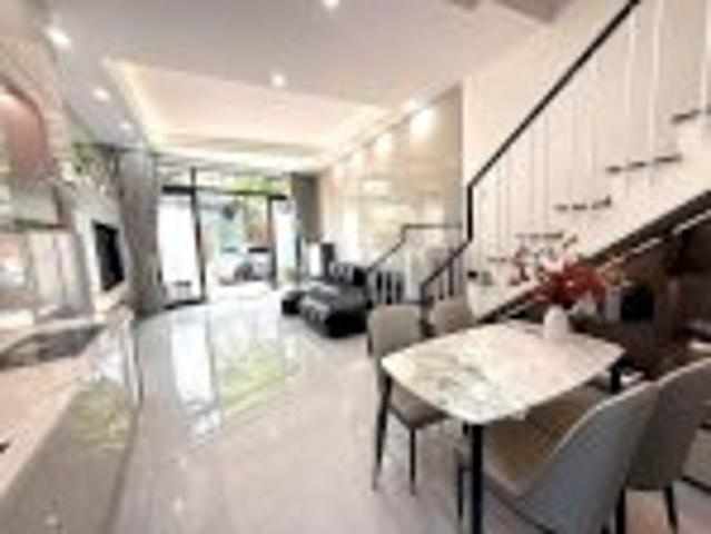 Bán Nhà Cổ Linh Dân Xây 9 Tỷ Ô Tô Đỗ Cửa Nhà Đẹp, Mới Full Nội Thất