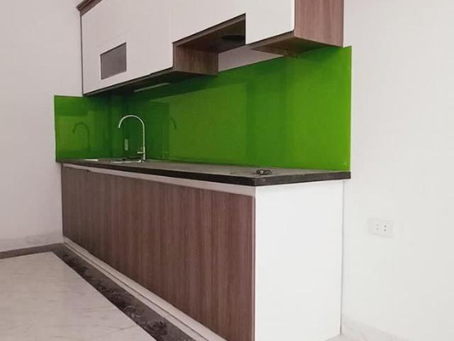 Bán nhà Cổ Linh DT30m2 5T Giá xấp xỉ 3 tỷ