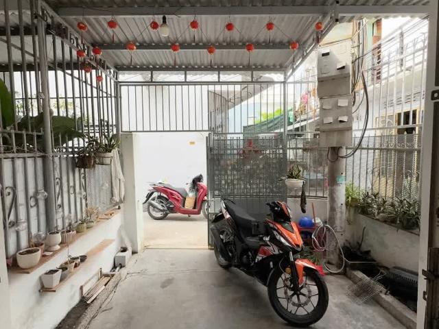 Bán Nhà Căn Góc 2 Tầng Hẻm Hương Lô Ngọc Hiệp Giá 1ty8