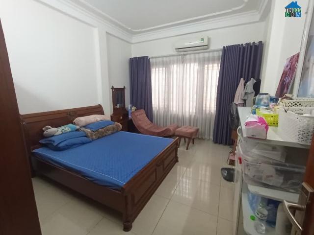 Bán nhà Cổ Nhuế cực hiếm, 49m2, mt4.2, mặt ngõ thông oto tránh, KD 10 tỷ hơn
