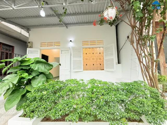 Bán nhà cấp 4 Nguyễn Sinh Cung, Phú Thượng, TP Huế Cách Giá chỉ: 1, xx tỷ