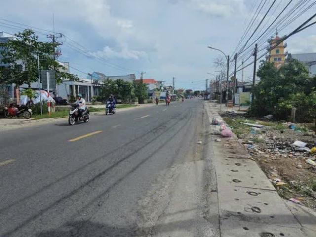 Bán Nhà Cấp 4. Nhà Gốc 2 Mặt Tiền. Sát Bên QL 54 Đường Lưu Nhơn Sâm