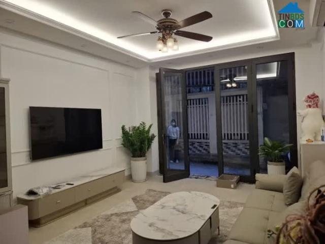 Bán Nhà Cầu Giấy – Ngõ Ba Gác Tránh, Vài Nhà Ra Phố 40m2, 9.2 Tỷ
