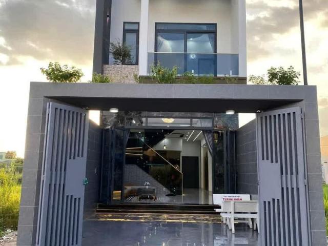 Bán nhà chính chủ giá chỉ 2 tỷ 4 long trạch cần đước long an 2 tỷ 4 100m2