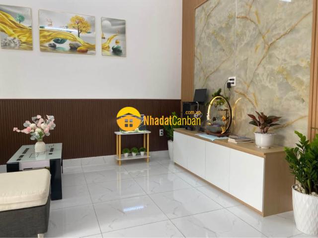 Bán nhà chính chủ hẻm thông xe hơi đường 339, phước long b, giá 5,6ty tl