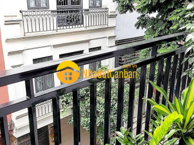 Bán nhà chu huy mân, long biên, vỉa hè rộng, ô tô tránh, kinh doanh tốt 55m2,8.5 tỷ