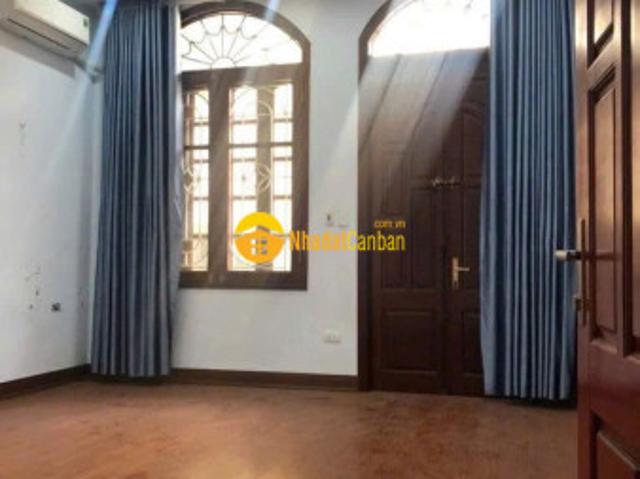 Bán nhà duy tân, 50m2, 5t, mt4m, mặt ngõ plô, ô tô đỗ, giá 25.5 tỷ