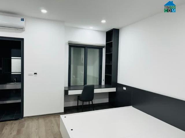 Bán nhà Dương Quảng Hàm Cầu Giấy 50m2, 6 tầng, mặt tiền 5.4 m, 10 tỷ