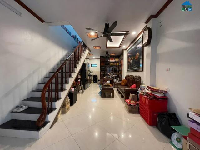 Bán nhà Dân Xây Tư Đình, Gần sân bay Gia Lâm. Tương lai cầu Trần Hưng Đạo. Lh 0965858