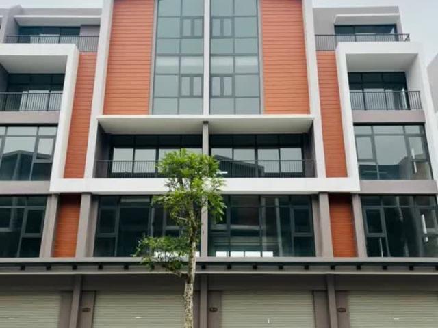 Bán nhà diện tích 65m2 Pk Ánh Dương 5 tầng 8 phòng ngủ, hướng Đông Nam, MT 5m, giá chỉ 7,8 tỷ
