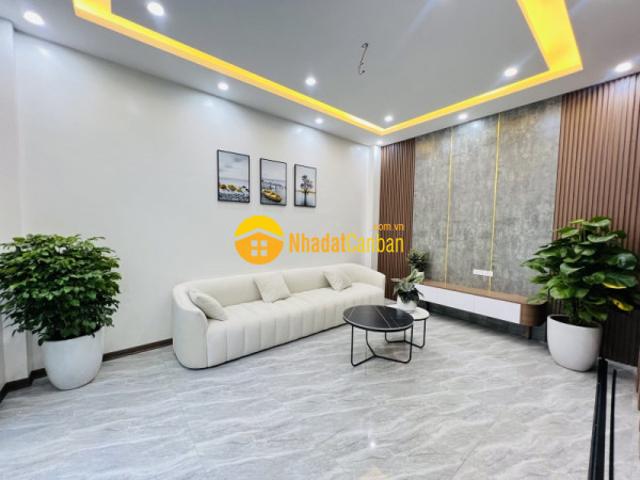 Bán nhà gần hồ linh quang, quận đống đa, hơn 8 tỷ, 6 tầng thang máy, ngang 6m