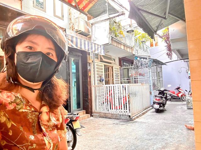 Bán nhà gần mặt tiền xe hơi đ. Đoàn văn bơ ngang 3.6m chào chỉ 3.87 lưu thông tôn đản xóm chiếu nguyễn tất thành