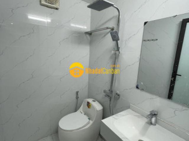 Bán nhà gần phố hoàng mai trương định, 40m2 x 4 tầng nội thất đẹp, gần đường ô tô