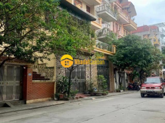 Bán nhà gấp vĩnh quyền thanh trì, phân lô dân chí cao, ô tô vào nhà, chánh nhau đước, dt 56m, giá 4,8