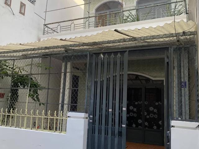 Bán Nhà Gác Lửng Hẻm Cao Văn Bé, Gần Bãi Tắm Biển Hòn Chồng, Giá Chỉ 3,4 Tỷ