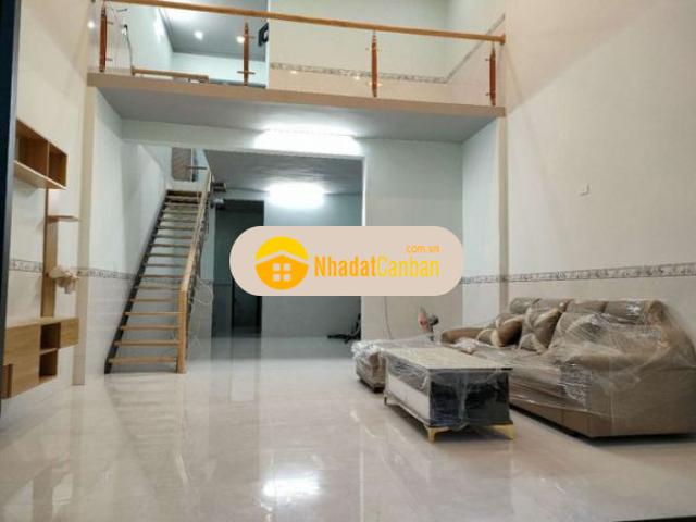 Bán nhà gác lửng tặg nội thất mới cạnh tt trảg bom