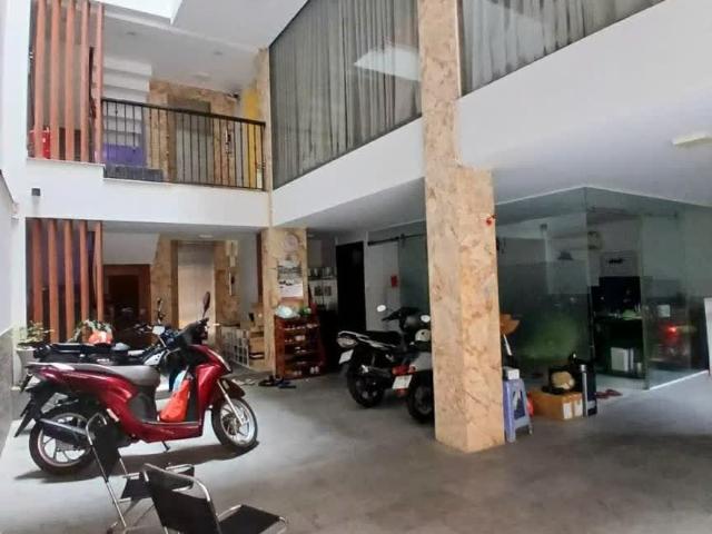 Bán nhà giảm chào 5 tỷ bề ngang khủng hiếm khu trung tâm Bình Thạnh hẻm 1/ xe hơi