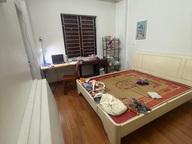 Bán nhà Giảng Võ 50m², 5 tầng, mặt tiền rộng, kinh doanh tốt