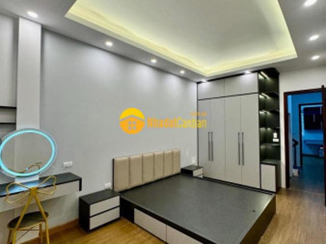 Bán nhà giáp bát 20m ra mặt phố 37m2 4 tầng full nội thất 7.35 tỷ