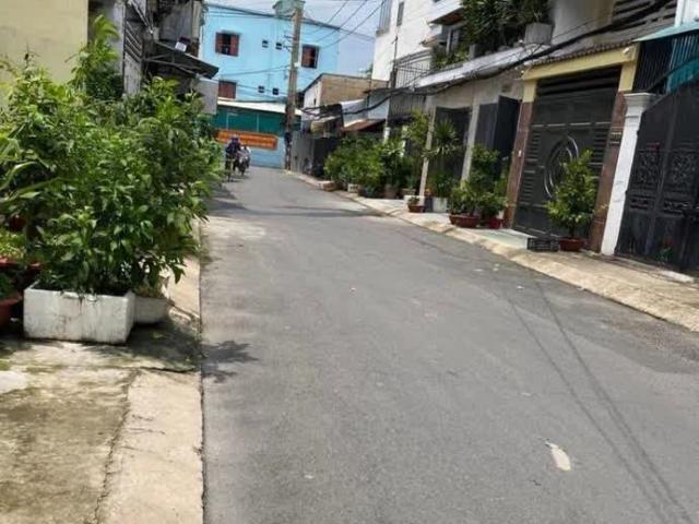 Bán nhà Gò Vấp, hẻm xe hơi Quang Trung, gần Vincom, 40M², 5 tỷ TL