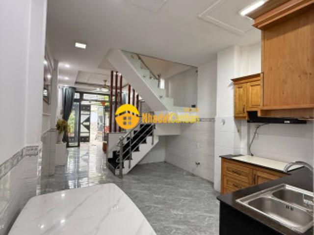 Bán nhà gò vấp, hẻm xe hơi quang trung, gần vincom, 45m2, sổ vuông đẹp, 5.5 tỷ tl