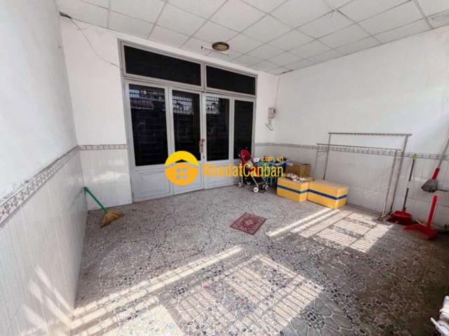 Bán nhà hxh thông 36m2,2tang sát mt trương thị hoa q12, liền kề toà án quận, 4 tỷ nhỉnh 0932030